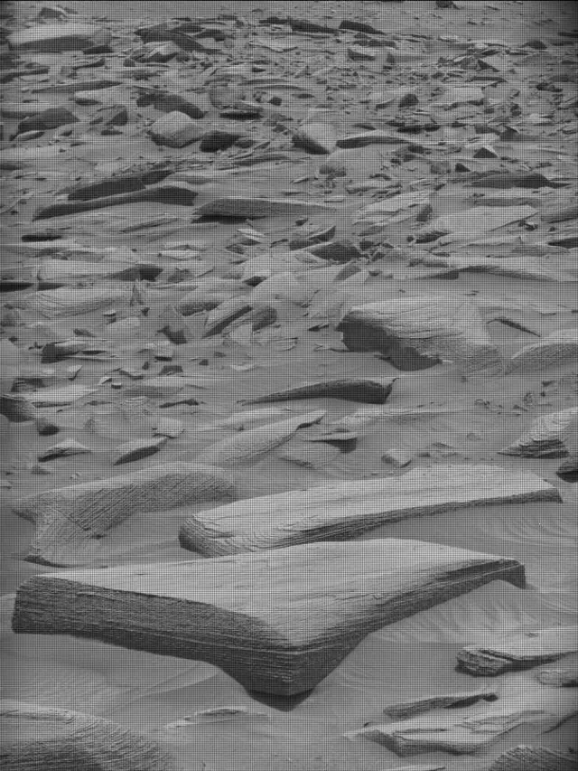 Sol 4187: Mast Camera (Mastcam)