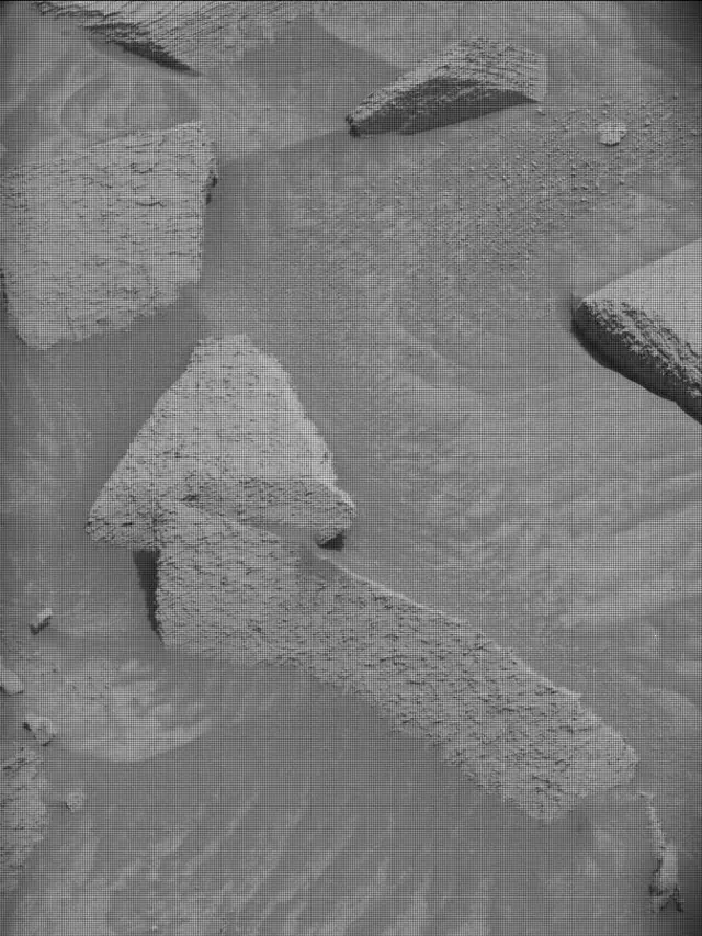 Sol 4187: Mast Camera (Mastcam)
