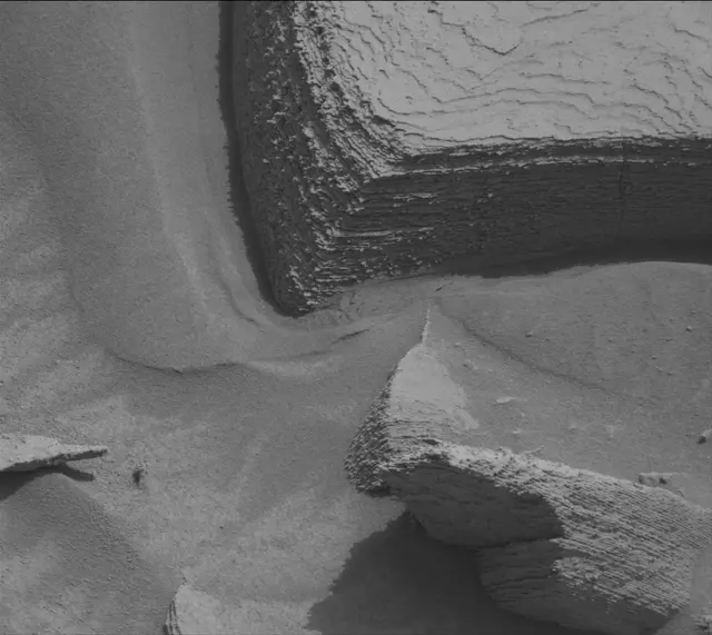 Sol 4187: Mast Camera (Mastcam)