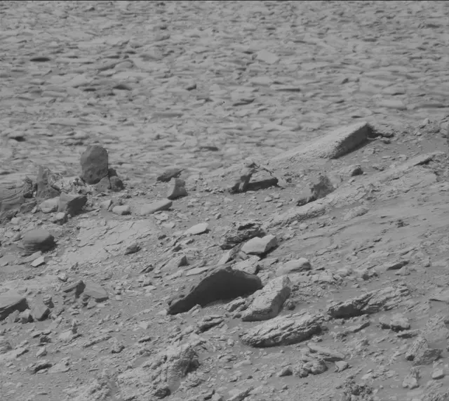 Sol 4187: Mast Camera (Mastcam)