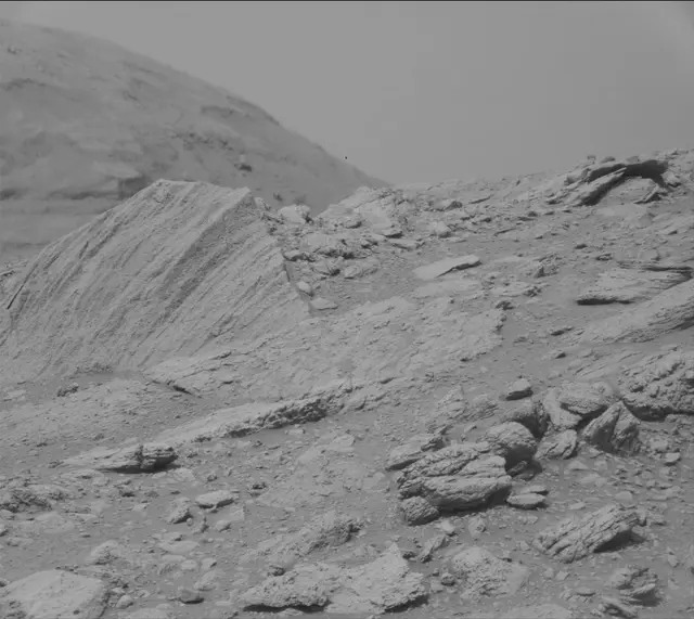 Sol 4187: Mast Camera (Mastcam)