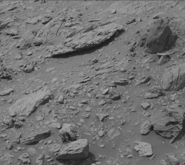 Sol 4187: Mast Camera (Mastcam)