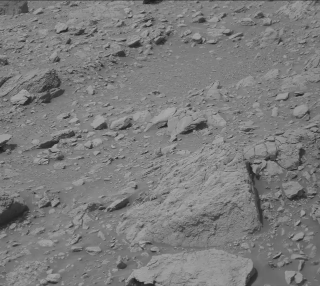 Sol 4187: Mast Camera (Mastcam)
