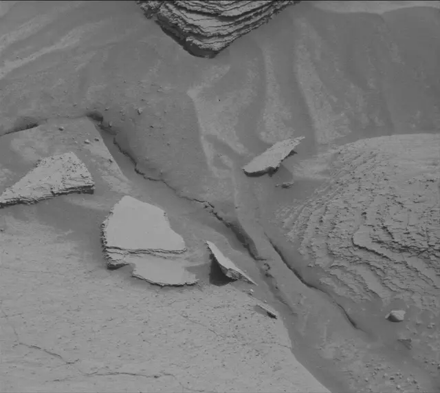 Sol 4189: Mast Camera (Mastcam)