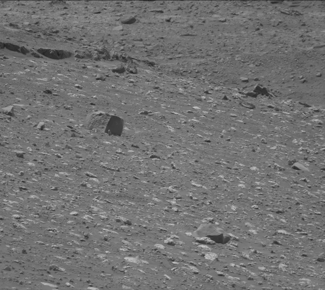Sol 4191: Mast Camera (Mastcam)