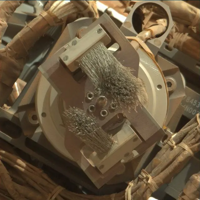 Sol 4191: Mast Camera (Mastcam)