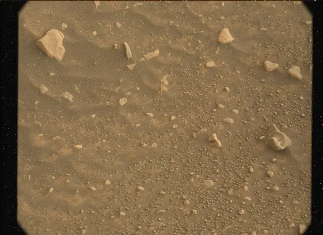 Sol 4192: Mast Camera (Mastcam)