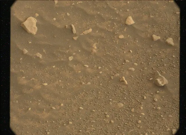 Sol 4192: Mast Camera (Mastcam)