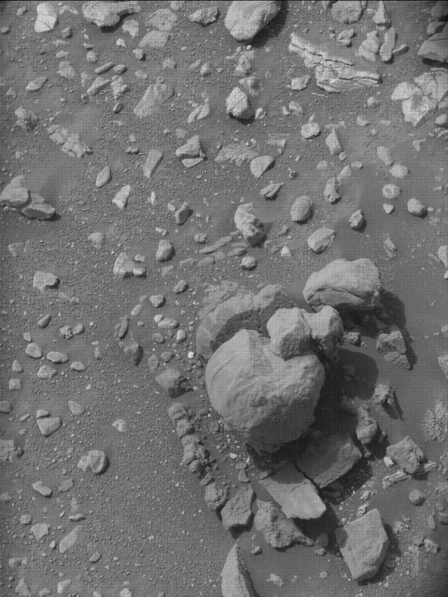 Sol 4193: Mast Camera (Mastcam)