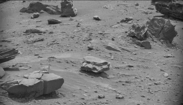 Sol 4193: Mast Camera (Mastcam)