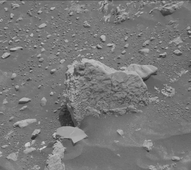 Sol 4193: Mast Camera (Mastcam)