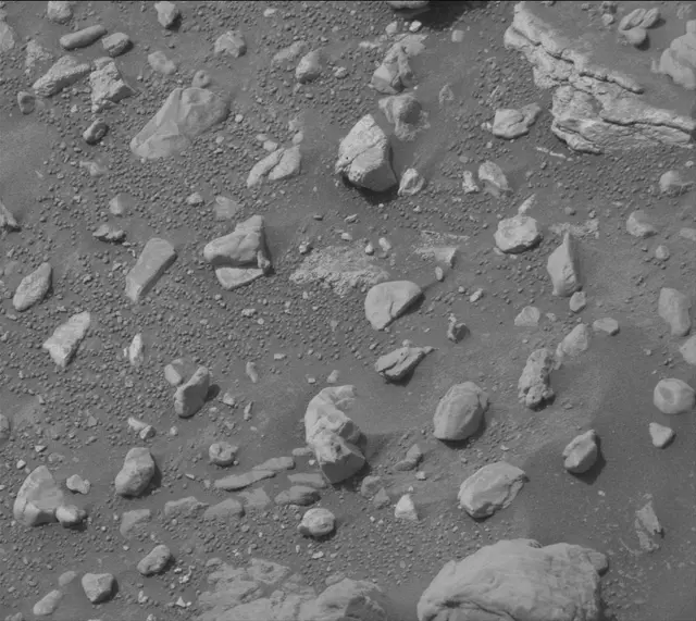 Sol 4193: Mast Camera (Mastcam)