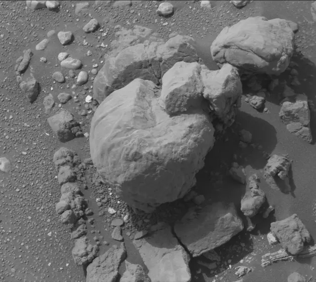 Sol 4193: Mast Camera (Mastcam)