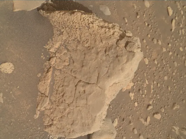 Sol 4193: Mars Hand Lens Imager (MAHLI)