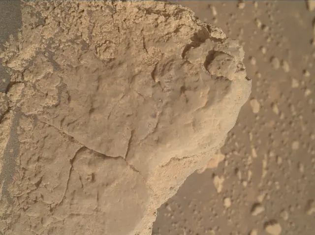 Sol 4193: Mars Hand Lens Imager (MAHLI)