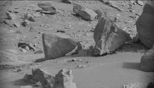 Sol 4195: Mast Camera (Mastcam)