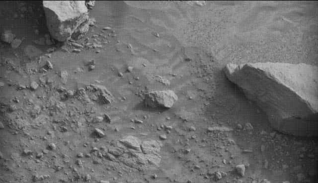 Sol 4195: Mast Camera (Mastcam)