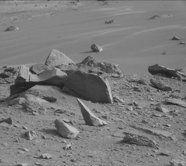 Sol 4195: Mast Camera (Mastcam)
