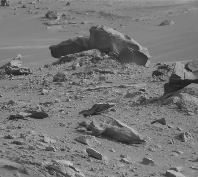 Sol 4195: Mast Camera (Mastcam)