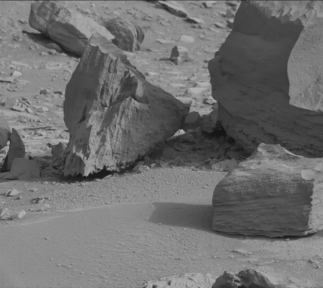 Sol 4195: Mast Camera (Mastcam)
