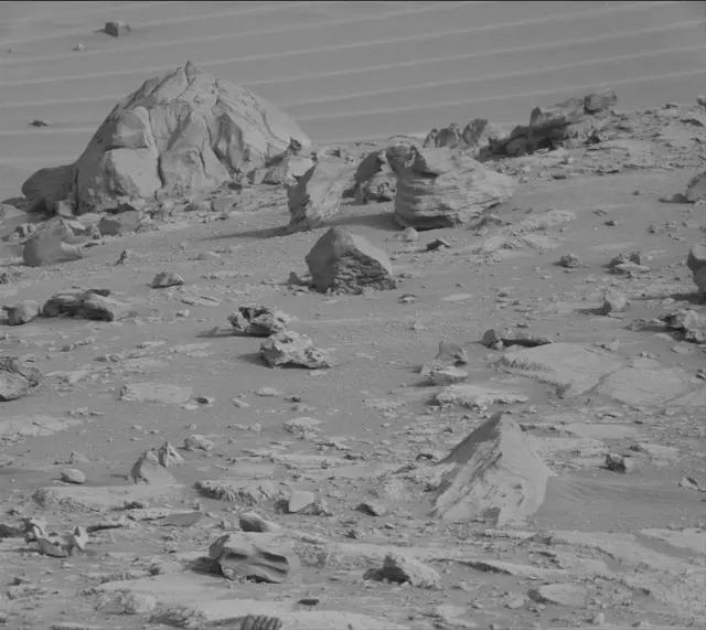 Sol 4195: Mast Camera (Mastcam)