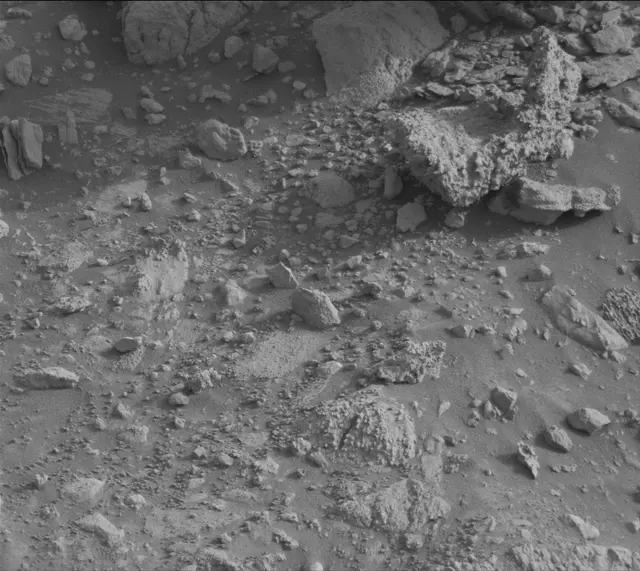 Sol 4195: Mast Camera (Mastcam)