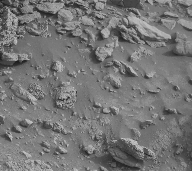 Sol 4195: Mast Camera (Mastcam)
