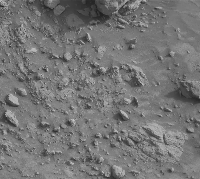 Sol 4195: Mast Camera (Mastcam)