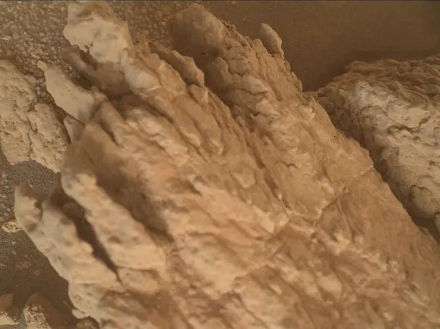 Sol 4196: Mars Hand Lens Imager (MAHLI)