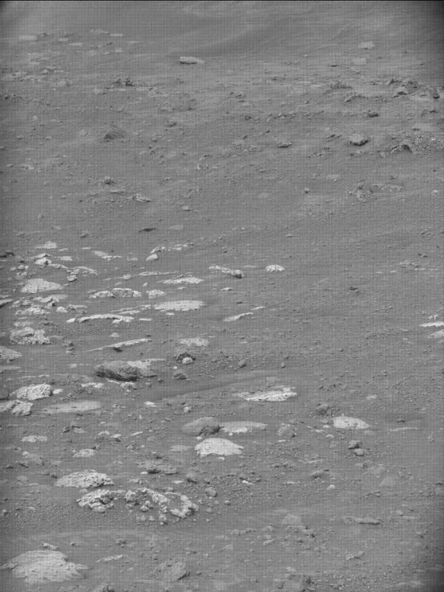 Sol 4197: Mast Camera (Mastcam)