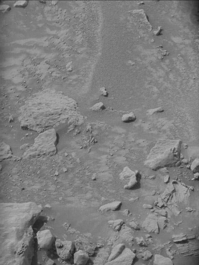 Sol 4197: Mast Camera (Mastcam)