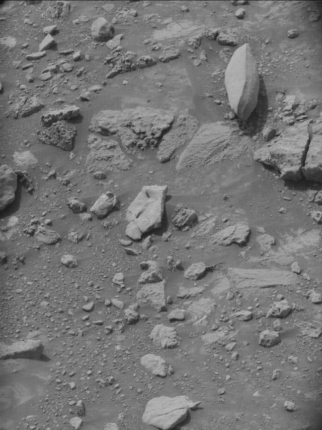 Sol 4197: Mast Camera (Mastcam)
