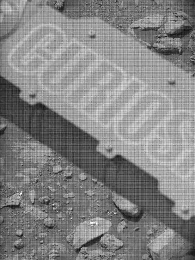 Sol 4197: Mast Camera (Mastcam)