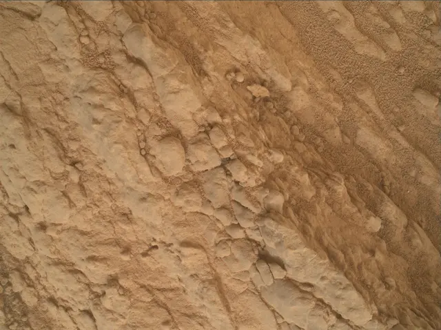 Sol 4197: Mars Hand Lens Imager (MAHLI)