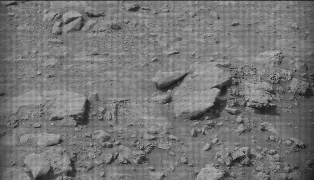 Sol 4199: Mast Camera (Mastcam)
