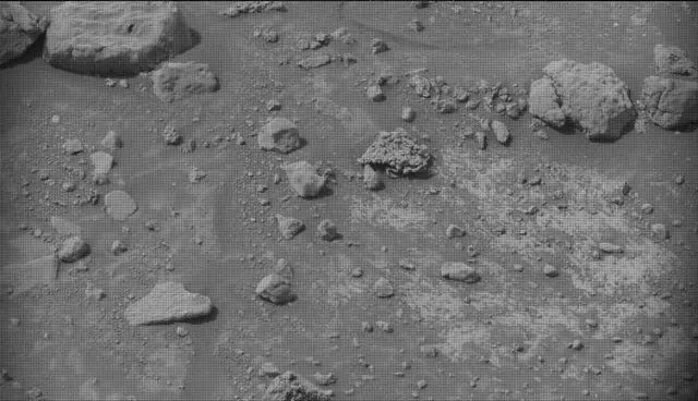Sol 4199: Mast Camera (Mastcam)
