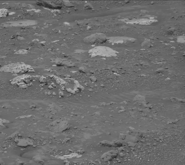 Sol 4199: Mast Camera (Mastcam)