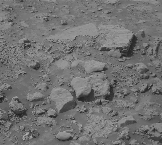 Sol 4199: Mast Camera (Mastcam)