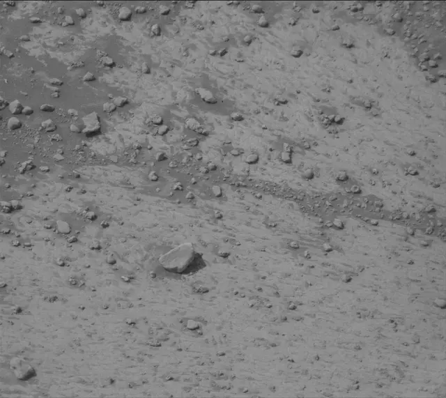 Sol 4199: Mast Camera (Mastcam)