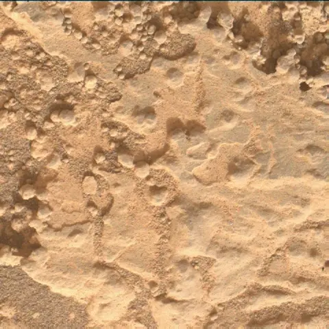 Sol 4199: Mars Hand Lens Imager (MAHLI)