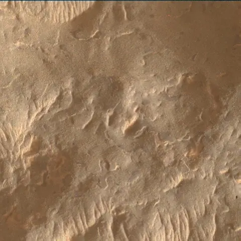 Sol 4199: Mars Hand Lens Imager (MAHLI)