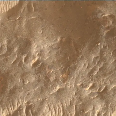 Sol 4199: Mars Hand Lens Imager (MAHLI)