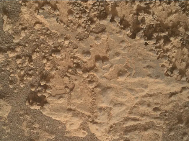 Sol 4199: Mars Hand Lens Imager (MAHLI)