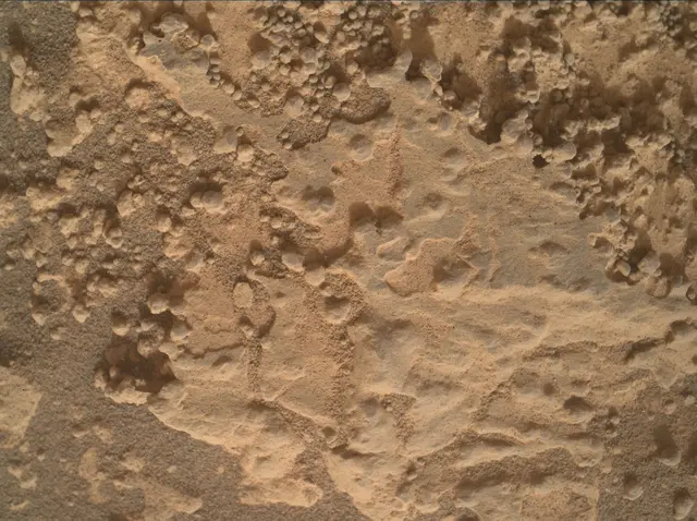 Sol 4199: Mars Hand Lens Imager (MAHLI)