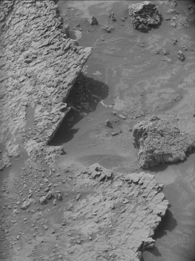 Sol 4200: Mast Camera (Mastcam)