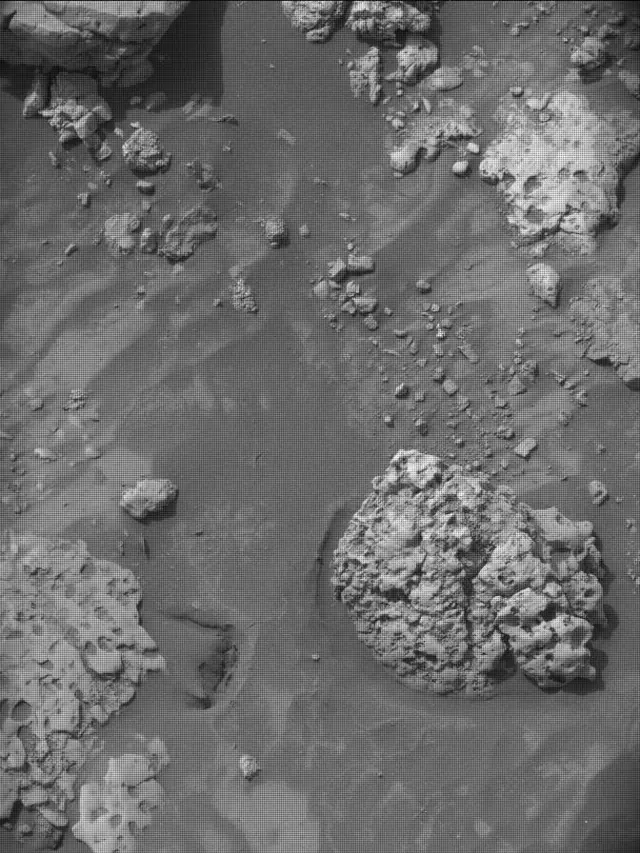 Sol 4200: Mast Camera (Mastcam)
