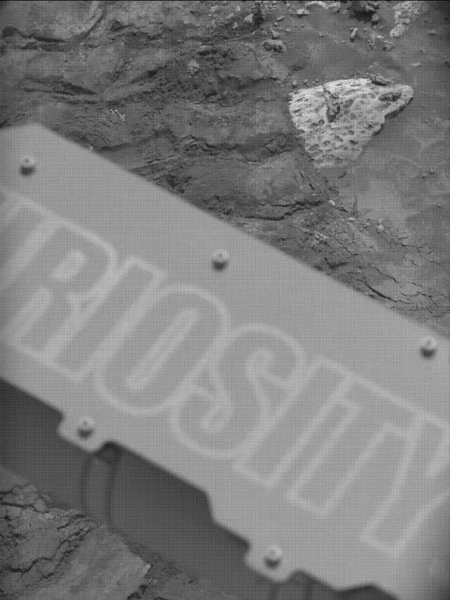 Sol 4200: Mast Camera (Mastcam)