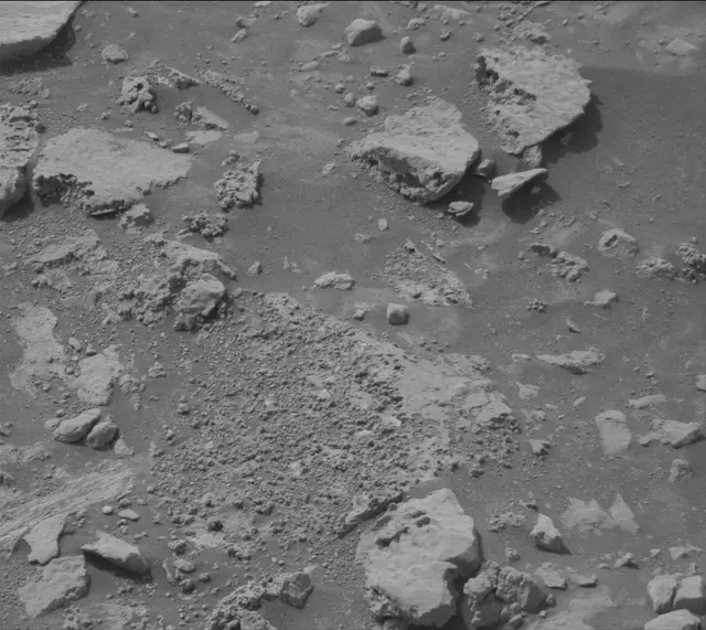 Sol 4200: Mast Camera (Mastcam)