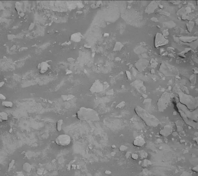Sol 4200: Mast Camera (Mastcam)