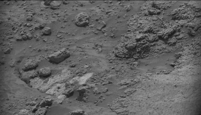 Sol 4202: Mast Camera (Mastcam)